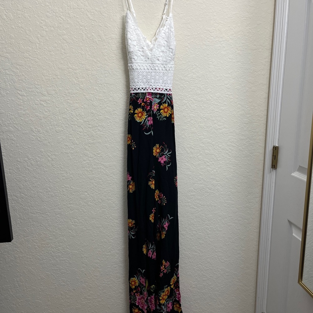 Jumpsuit size small in womens